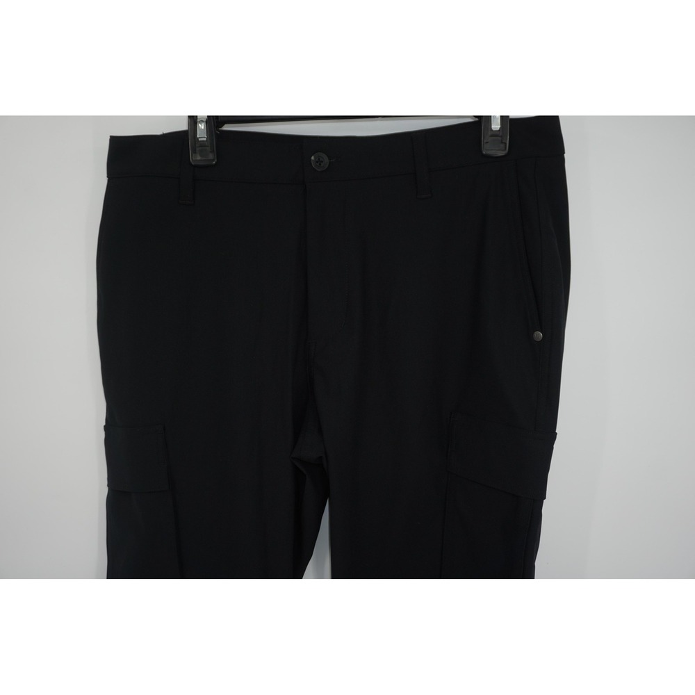 Vuori Meta Cargo Pants Black Performance Stretch Zip Pockets V451 Men's 33x31